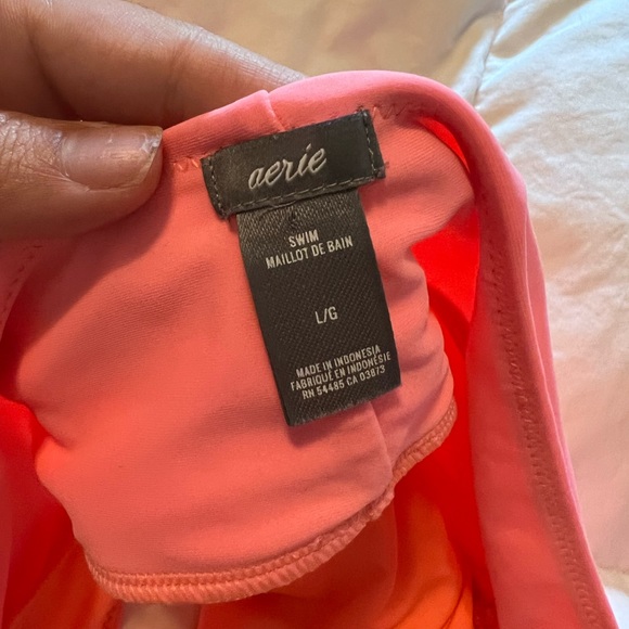 Aerie high waisted/high cut L bottoms and M lined top - Picture 9 of 10